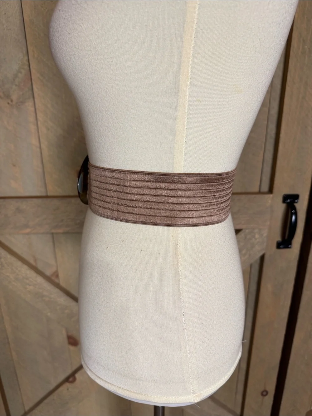 Elastic Brown Waist Belt with Shell Buckle